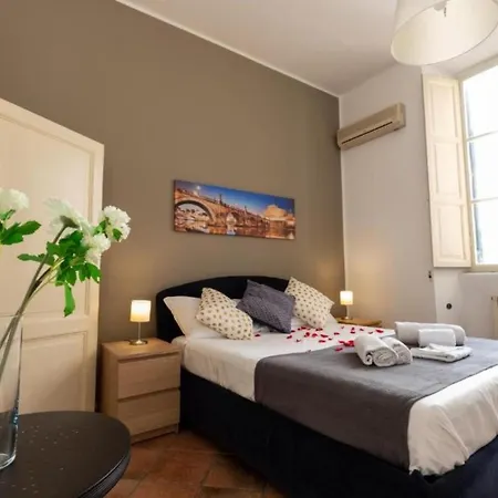 Elegant Apartment In The Center Of Rome! Řím