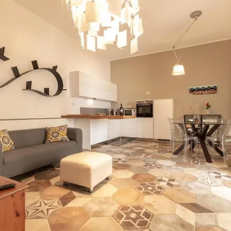Elegant Apartment In The Center Of Rome! *